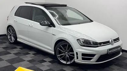 Used 2016 VW Golf VII R Hatchback | £18,500 (Fair price)
