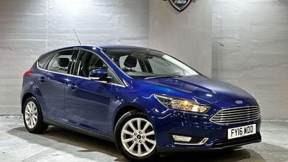 Begagnad Ford Focus Titanium 120 HK (88 kW) 2017 Halvkombi