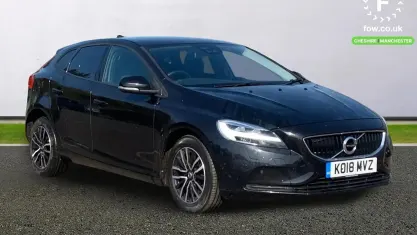 Used Volvo V40 Momentum 122 HP (89 kW) 2018 Black Hatchback