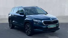 Petrol blue metallic Used 2022 Skoda Karoq SE L SUV | £20,440 (Fair price)