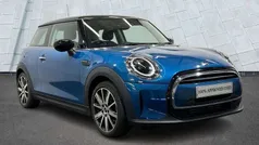 Used 2022 Mini Cooper Classic Hatchback | £16,800 (Good price)