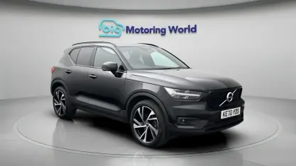 Used Volvo XC40 R-Design Pro 197 HP (144 kW) 2020 Black SUV