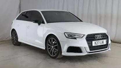 Usado Audi A3 Sportback Black Edition 150 CV (110 kW) 2017 Utilitario