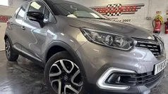 Grey Used 2018 Renault Captur Dynamique SUV | £8,500 (Good price)