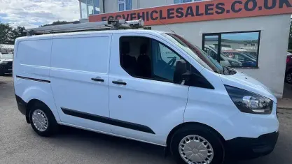 Used Ford Transit Custom 105 HP (77 kW) 2018 White Van
