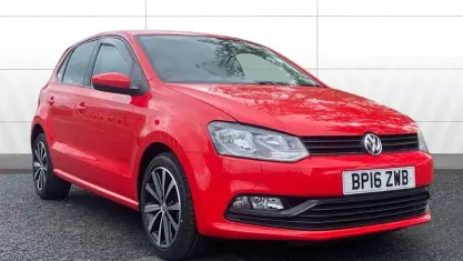 Used VW Polo Match 90 HP (66 kW) 2016 Red Hatchback