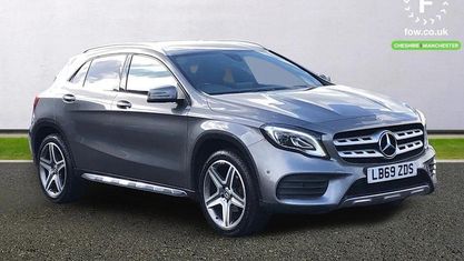 Usado Mercedes GLA180 AMG line 122 HP (89 kW) 2019 Cinzento SUV