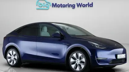 Used Tesla Model Y Long Range AWD 378 kW (514 HP) 2022 Blue SUV