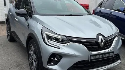 Used Renault Captur SE 140 HP (102 kW) 2022 Grey SUV