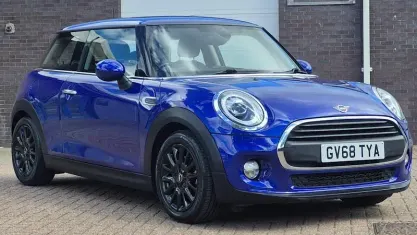 Used Mini ONE Hatch 102 HP (75 kW) 2018 Hatchback