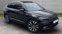 Black Used 2019 VW Tiguan R-line SUV | £25,995 (Fair price)