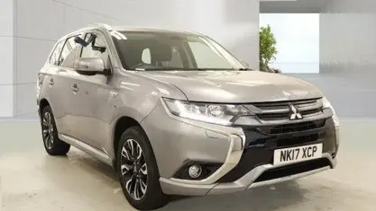 Used Mitsubishi Outlander P-HEV 203 HP (149 kW) 2018 Estate
