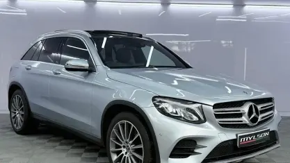 Usado Mercedes GLC250 AMG Line Premium 204 HP (150 kW) 2018 Carrinha