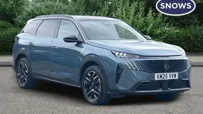 Begagnad Peugeot 5008 GTi 136 HK (100 kW) 2025 Blå SUV