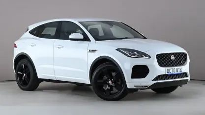 Käytetty Jaguar E-Pace R-Dynamic 200 HP (147 kW) 2020 Valkoinen Katumaasturi