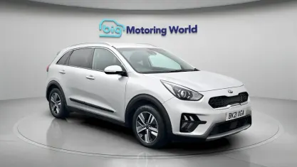 Used Kia Niro 141 HP (103 kW) 2021 Silver SUV