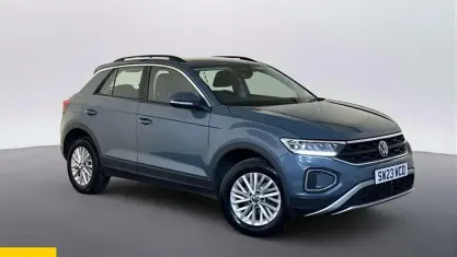Used VW T-Roc Life 150 HP (110 kW) 2023 Blue SUV