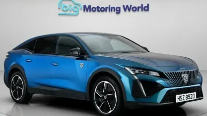 Usado Peugeot 408 GT 131 CV (96 kW) 2024 Azul SUV