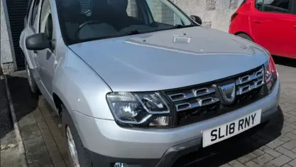 Second-hand Dacia Duster 114 CP (83 kW) 2018 Argintiu SUV