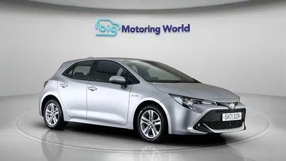 Used Toyota Corolla 122 HP (89 kW) 2021 Hatchback