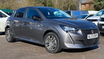 Used Peugeot 208 Active+ 102 HP (75 kW) 2022 Hatchback