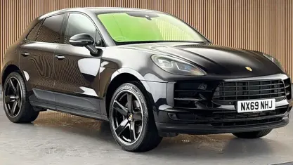 Used Porsche Macan 245 HP (180 kW) 2019 Black SUV