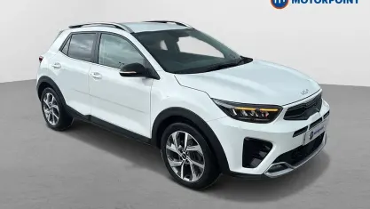 Used Kia Stonic GT-Line 120 HP (88 kW) 2023 White SUV