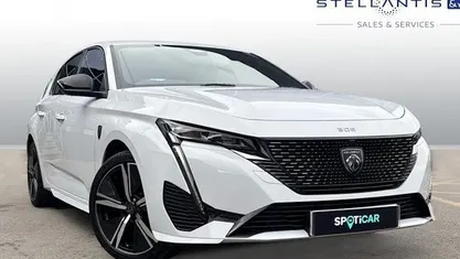 Used Peugeot 308 GTi 131 HP (96 kW) 2024 White Hatchback