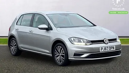 Used VW Golf VII SE 125 HP (91 kW) 2017 Hatchback