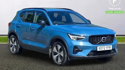 Używany Volvo XC40 Plus 211 KM (155 kW) 2022 Niebieski SUV