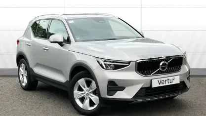 Used Volvo XC40 Core 163 HP (119 kW) 2026 SUV