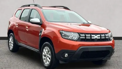 Used Dacia Duster Expression 130 HP (95 kW) 2023 Metallic  arizona orange Estate