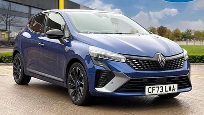 Używany Renault Clio V Esprit Alpine 143 KM (105 kW) 2025 Czerwony Hatchback