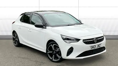 Used Vauxhall Corsa Edition 75 HP (55 kW) 2021 White Hatchback