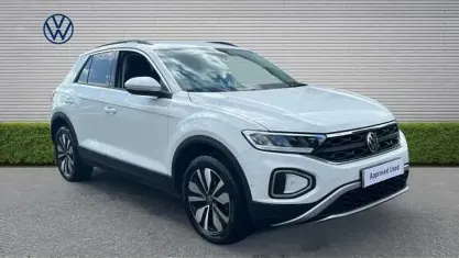 Used VW T-Roc Match 150 HP (110 kW) 2024 White SUV