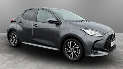 Used Toyota Yaris Hybrid Design 116 HP (85 kW) 2025 Hatchback