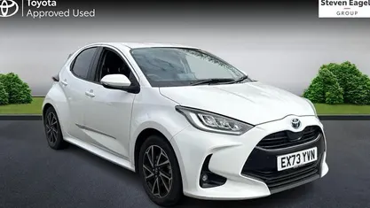 Used Toyota Yaris Hybrid Design 116 HP (85 kW) 2026 Hatchback