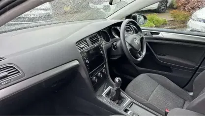 Used VW Golf VII S 116 HP (85 kW) 2020 Black Hatchback