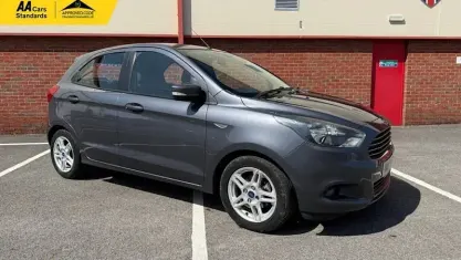 Used Ford Ka Plus Zetec 70 HP (51 kW) 2017 Grey Hatchback