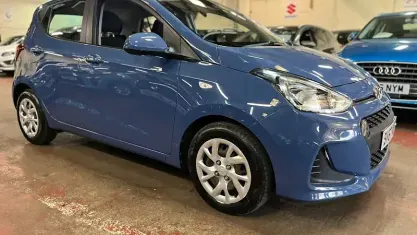 Gebraucht Hyundai i10 SE 67 PS (49 kW) 2020 Kleinwagen