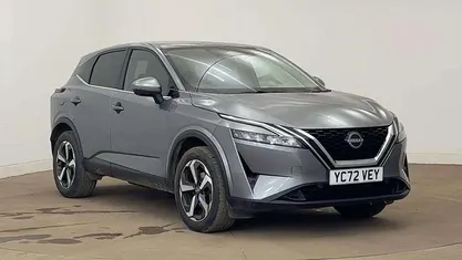 Grey Used 2022 Nissan Qashqai N-Connecta SUV | £15,184 (Fair price)