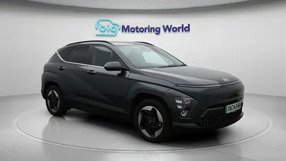 Green Used 2025 Hyundai Kona Advanced SUV | £19,114 (Good price)