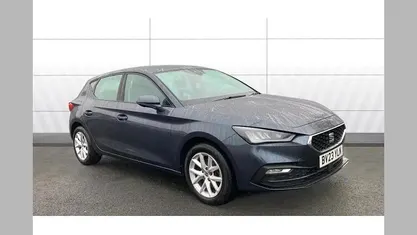 Used Seat Leon SE 110 HP (80 kW) 2023 Grey Hatchback