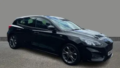 Used Ford Focus ST-Line 125 HP (91 kW) 2020 Hatchback