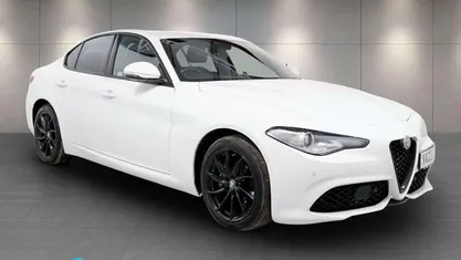 Used Alfa Romeo Giulia Sprint 201 HP (147 kW) 2021 White Sedan