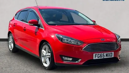 Used Ford Focus Titanium 125 HP (91 kW) 2017 Red Hatchback