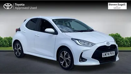 Used 2025 Toyota Yaris Hybrid Design Hatchback | £20,495 (Fair price)