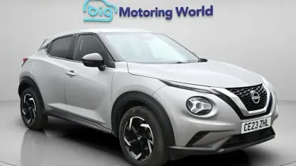 Używany Nissan Juke N-Connecta 114 KM (83 kW) 2023 Srebrny SUV