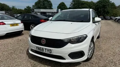 Used Fiat Tipo Easy 95 HP (69 kW) 2021 Hatchback