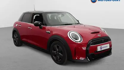 Used Mini Cooper S Classic 178 HP (130 kW) 2021 Red Hatchback
